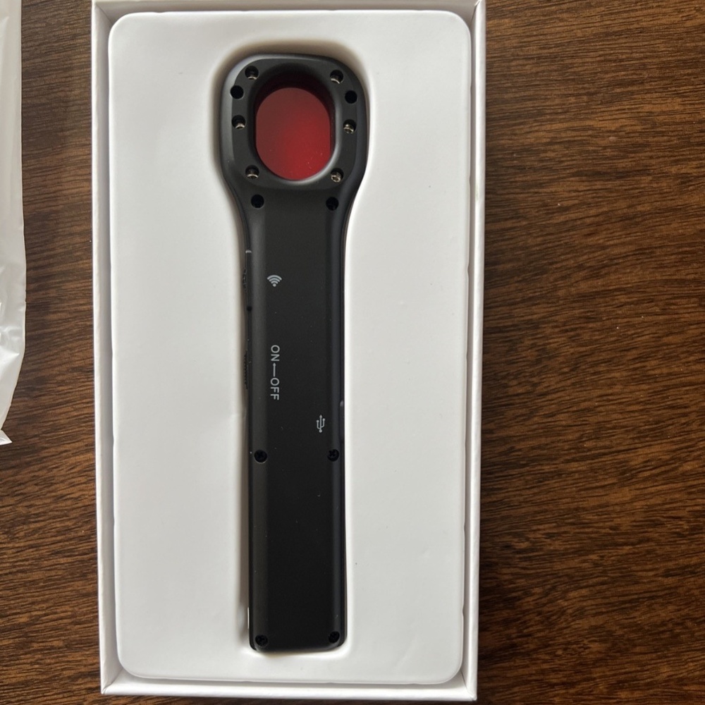 Intelligent Hidden Camera Detector